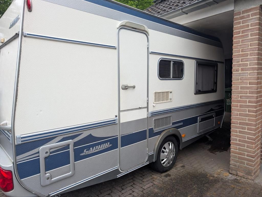 Fendt saphir 420 te koop, Caravans en Kamperen, Caravans, Dwarsbed, Particulier, Disselslot, 4 tot 5 meter