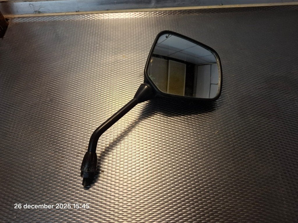 rechterspiegel TDM 800, Ophalen, Gebruikt