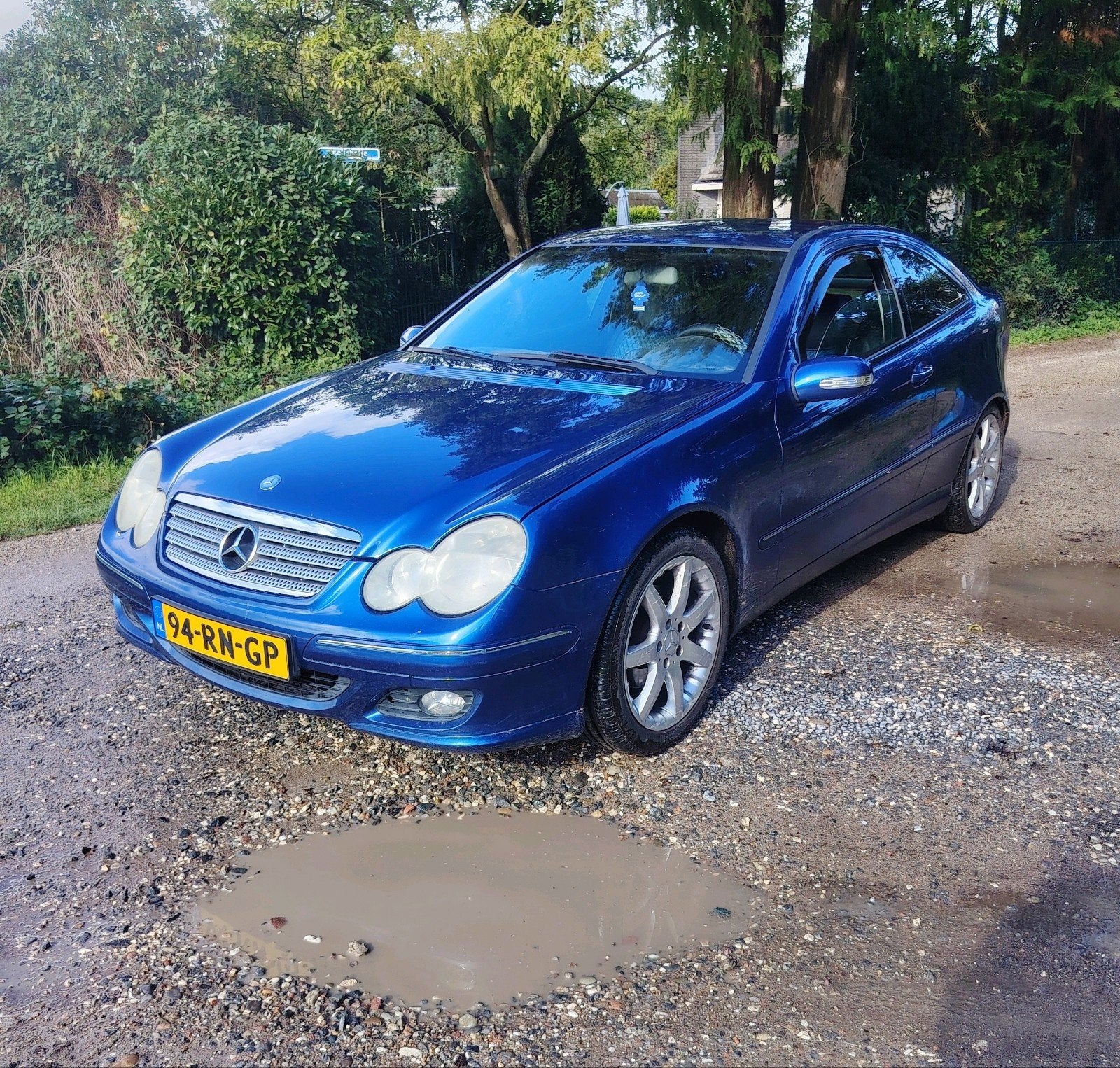 Mercedes-Benz C-Klasse  C180-K Nieuwe APK 05-12-2027!!, Auto's, Zwart, 1796 cc, 75 €/maand, Handgeschakeld
