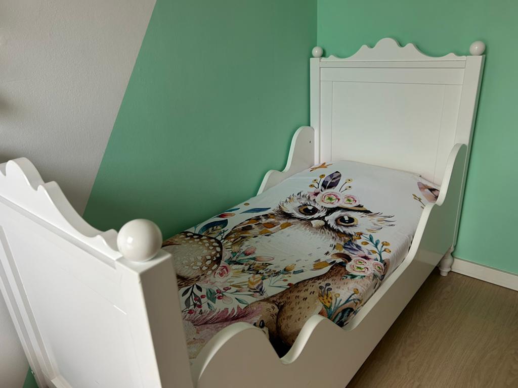 Bopita peuterbed 150x70 cm wit prinsessen uitvoering, Kinderen en Baby's, Kinderkamer | Bedden, Gebruikt, 70 tot 85 cm, 140 tot 160 cm