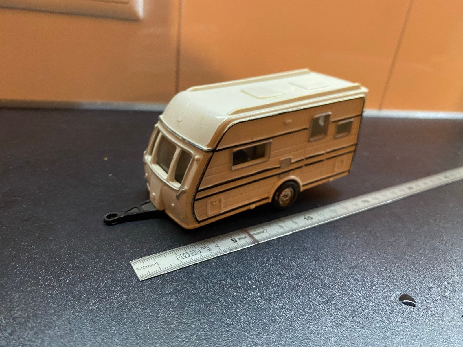 Schaalmodel caravan 15cm - Leuk voor de verzamelaar!, Overige merken, Gebruikt, 1:50 of kleiner, Overige typen