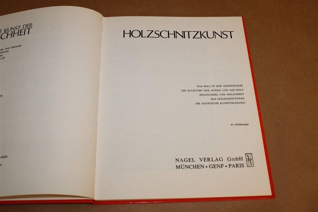 Holzschnitzkunst — Vintage Kunstboek Houtsnijwerk 1974, Ophalen of Verzenden, Gelezen