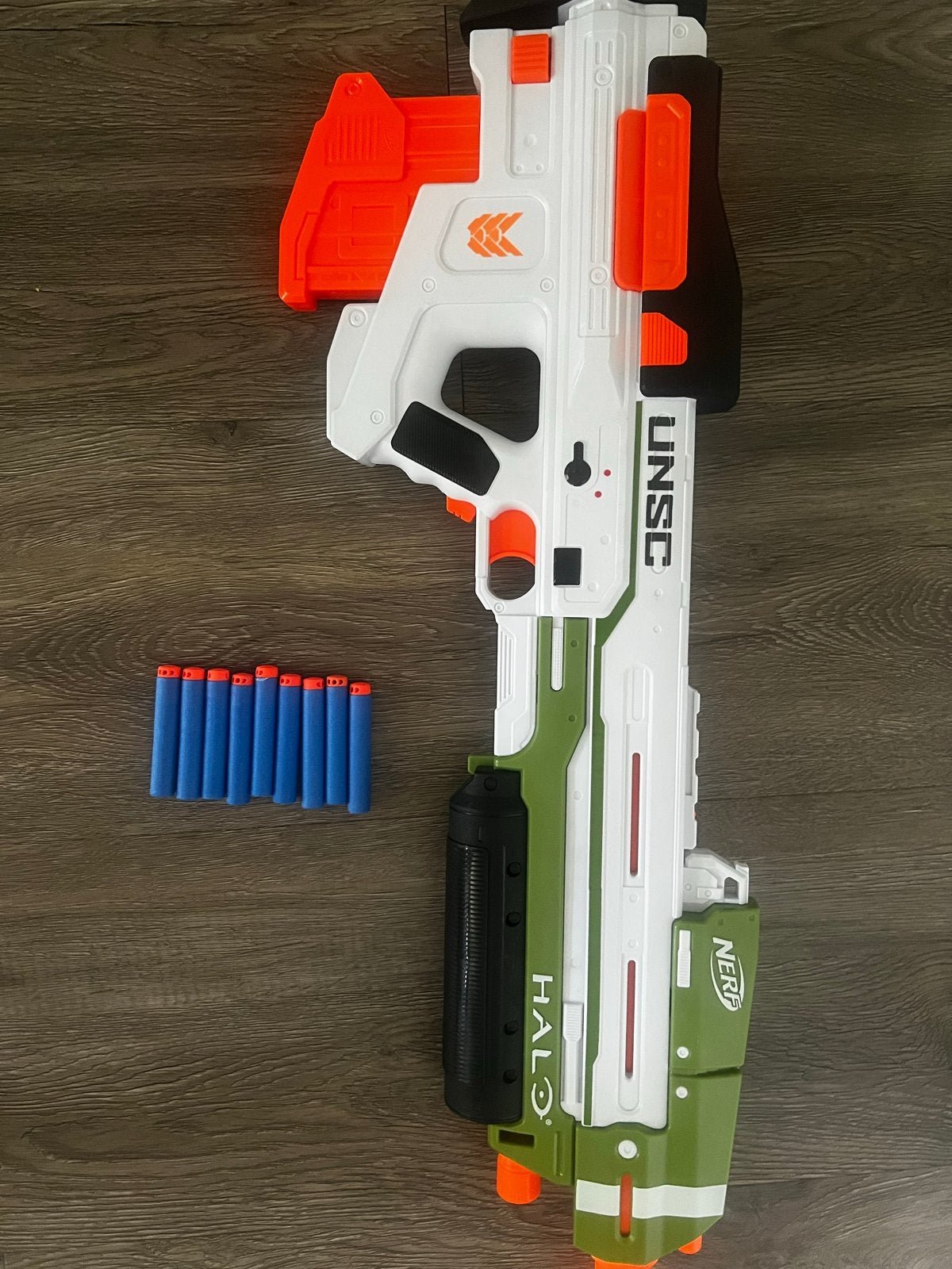 Nerf Halo MA40 gemotoriseerde Blaster met 10 Darts, Ophalen, Zo goed als nieuw, Jongen of Meisje