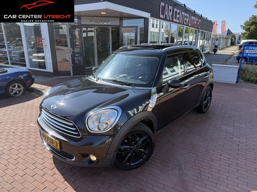 MINI Countryman 1.6 Cooper Chili leder 6vers airco pano, Auto's, Gebruikt, 4 stoelen, Automatische klimaatregeling, Zwart