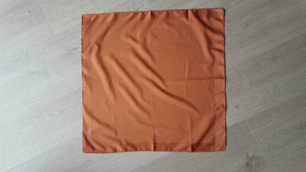 sjaaltje 52 x 50 cm., Ophalen of Verzenden, Zo goed als nieuw, Maat 38/40 (M), Sjaal