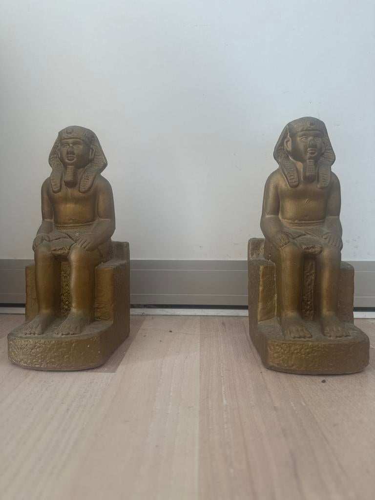 Twee Egyptische beelden, goudkleurig, Verzamelen, Beelden en Beeldjes, Ophalen of Verzenden, Zo goed als nieuw, Mens