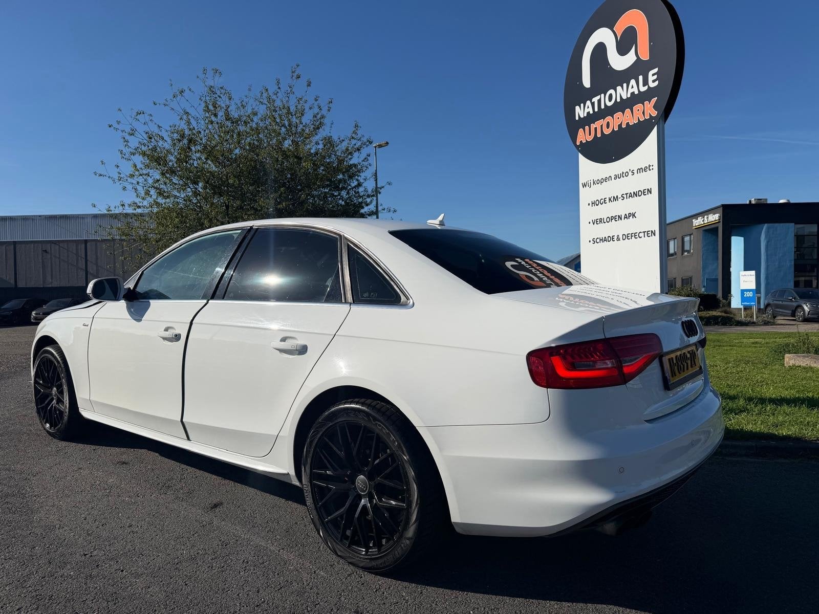 Foto 3 van Audi A4 Limousine | 2014 | 2.0 TFSI quattro Pro Line S | Exp