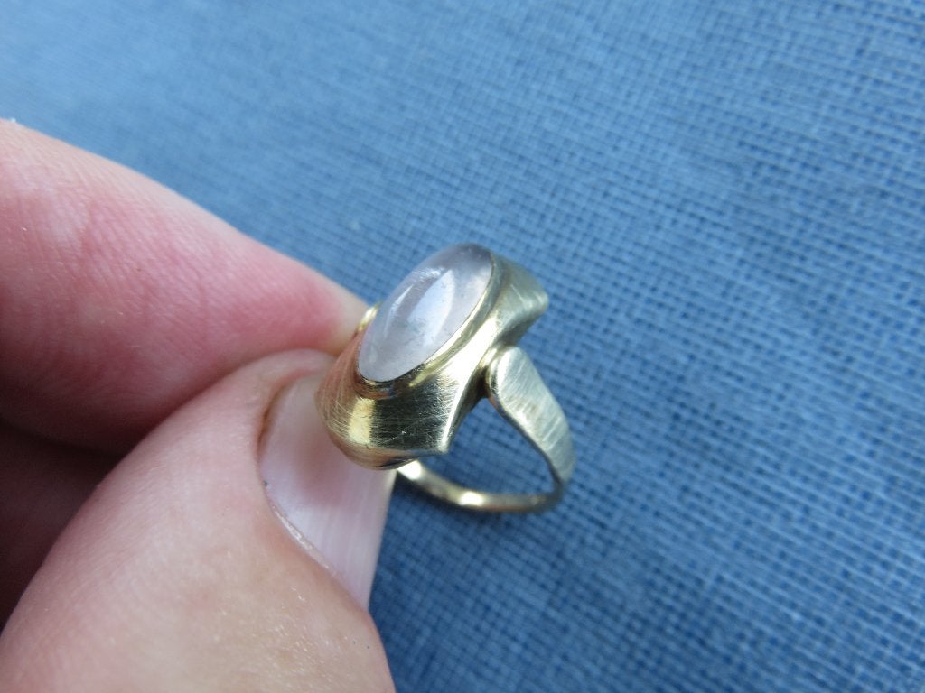 Ring in 8 karaat goud met bergkristal steen, Ophalen of Verzenden, Dame of Heer, Goud, Goud