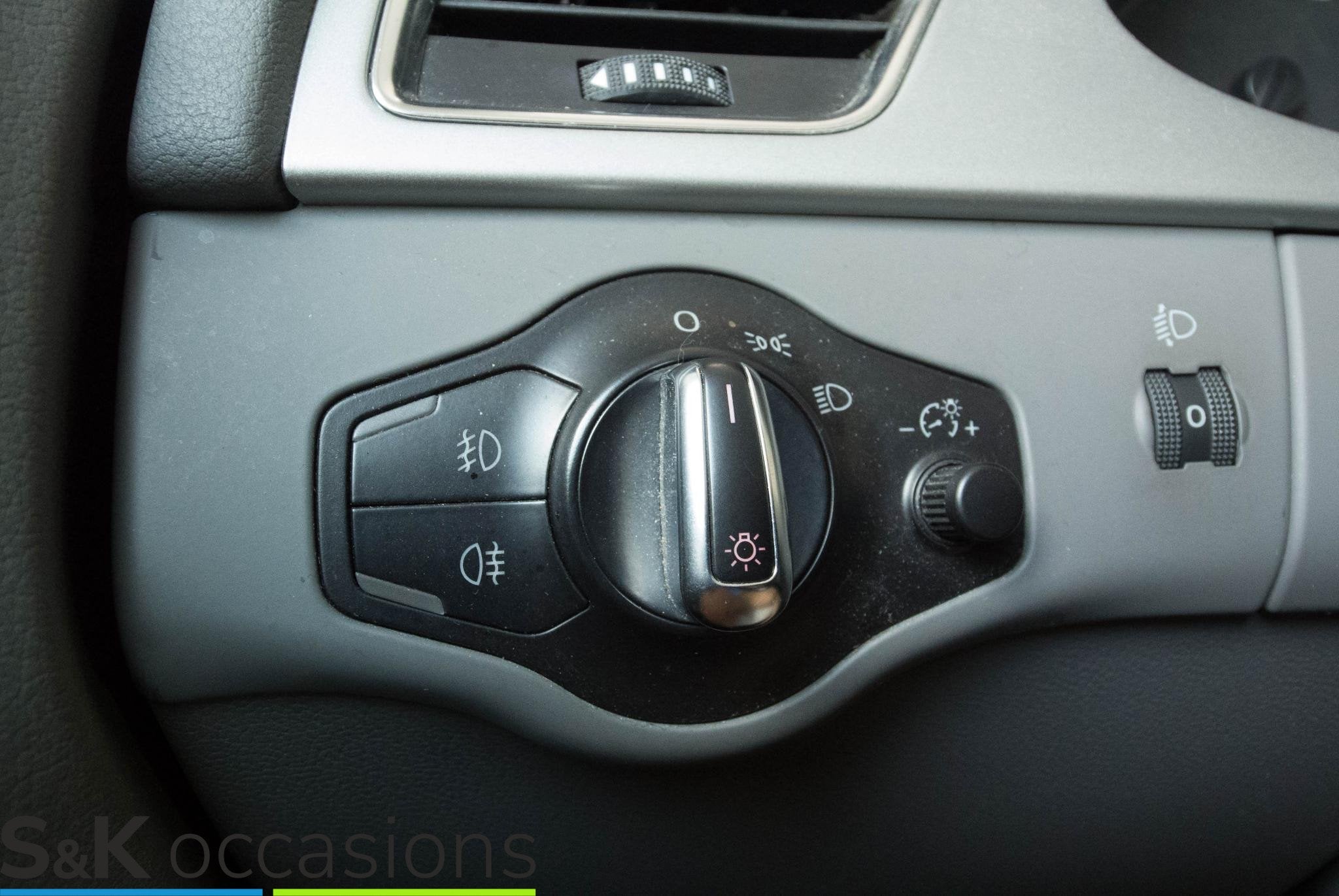 Foto 8 van Audi A4 Avant 2.0 TFSI quattro Pro Line Business