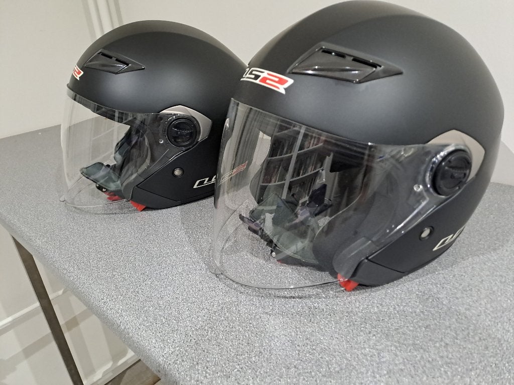 2X NIEUWE JETHELM, M, Dames, Jethelm, Nieuw zonder kaartje