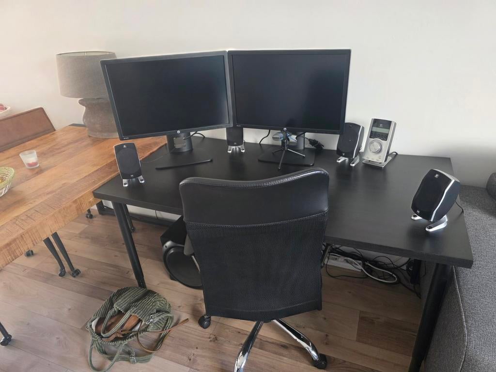 2x HP Z24I monitoren - Goede staat met HDMI, DVI, VGA, Computers en Software, Monitoren, Ophalen, Full HD, 60 Hz of minder, HDMI