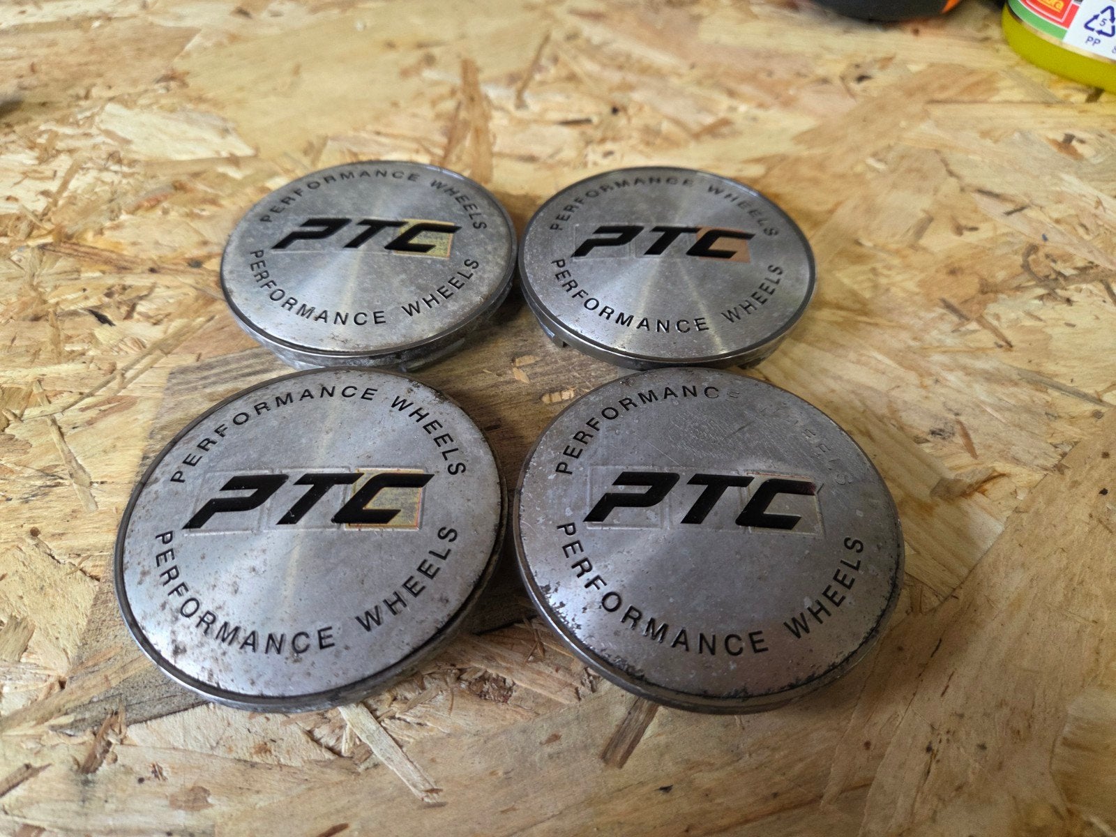 PTC naafdoppen, Ophalen of Verzenden