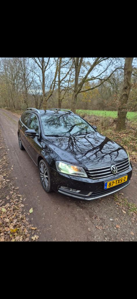 Volkswagen Passat 1.6 TDI 77KW Bluemotion Variant 2012 Zwart, Auto's, Volkswagen, Voorwielaandrijving, 4 cilinders, Origineel Nederlands