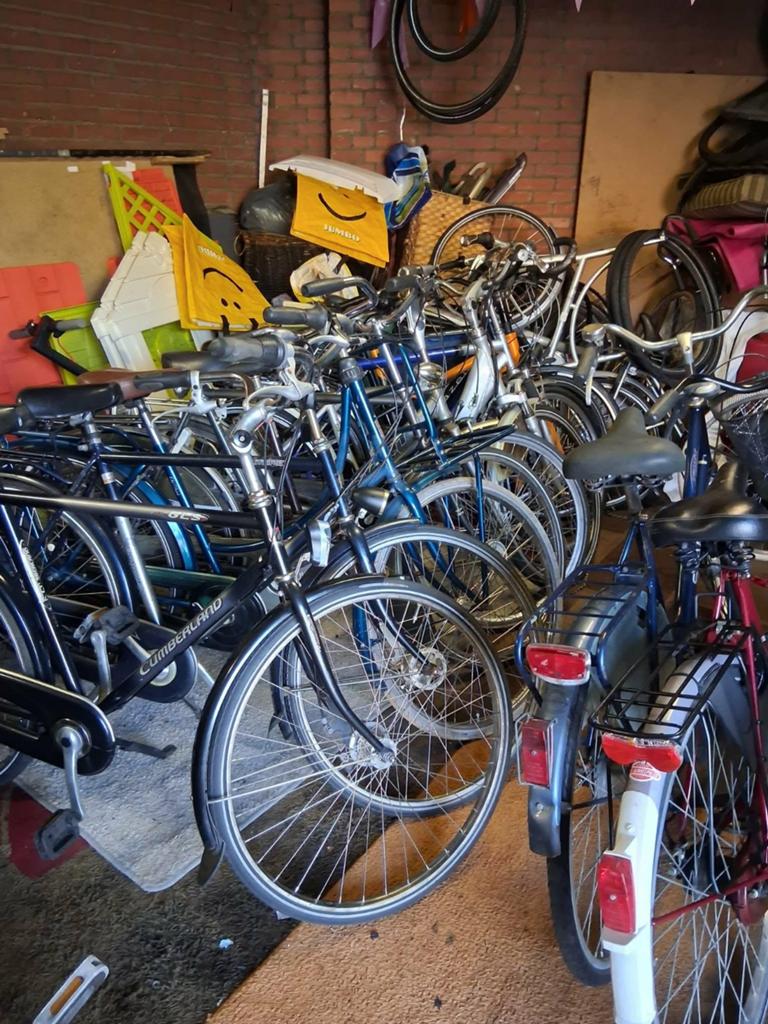Partij dames/heren fietsen, Fietsen en Brommers, Fietsen | Dames | Damesfietsen, Ophalen of Verzenden, Batavus