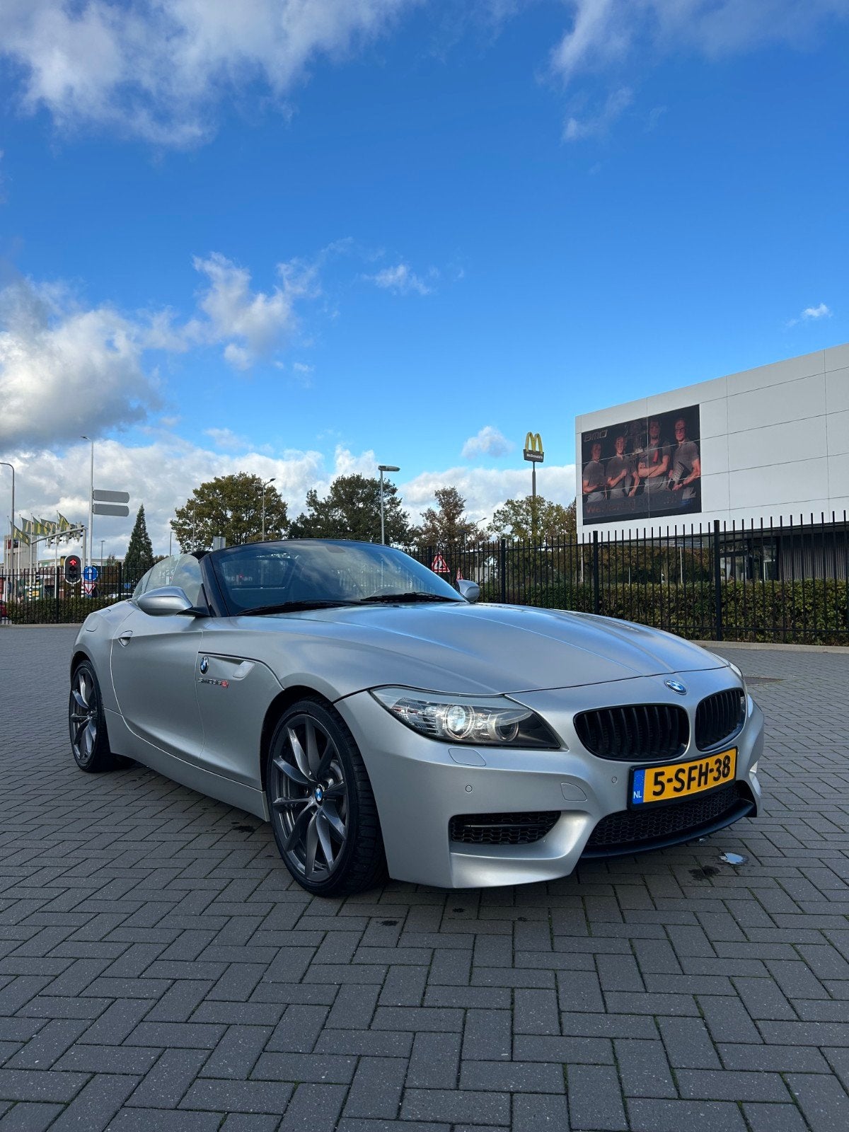 BMW Z4 3.0 Roadster 35IS AUT 2012 Grijs, Auto's, Automaat, Achterwielaandrijving, Cabriolet, 340 pk