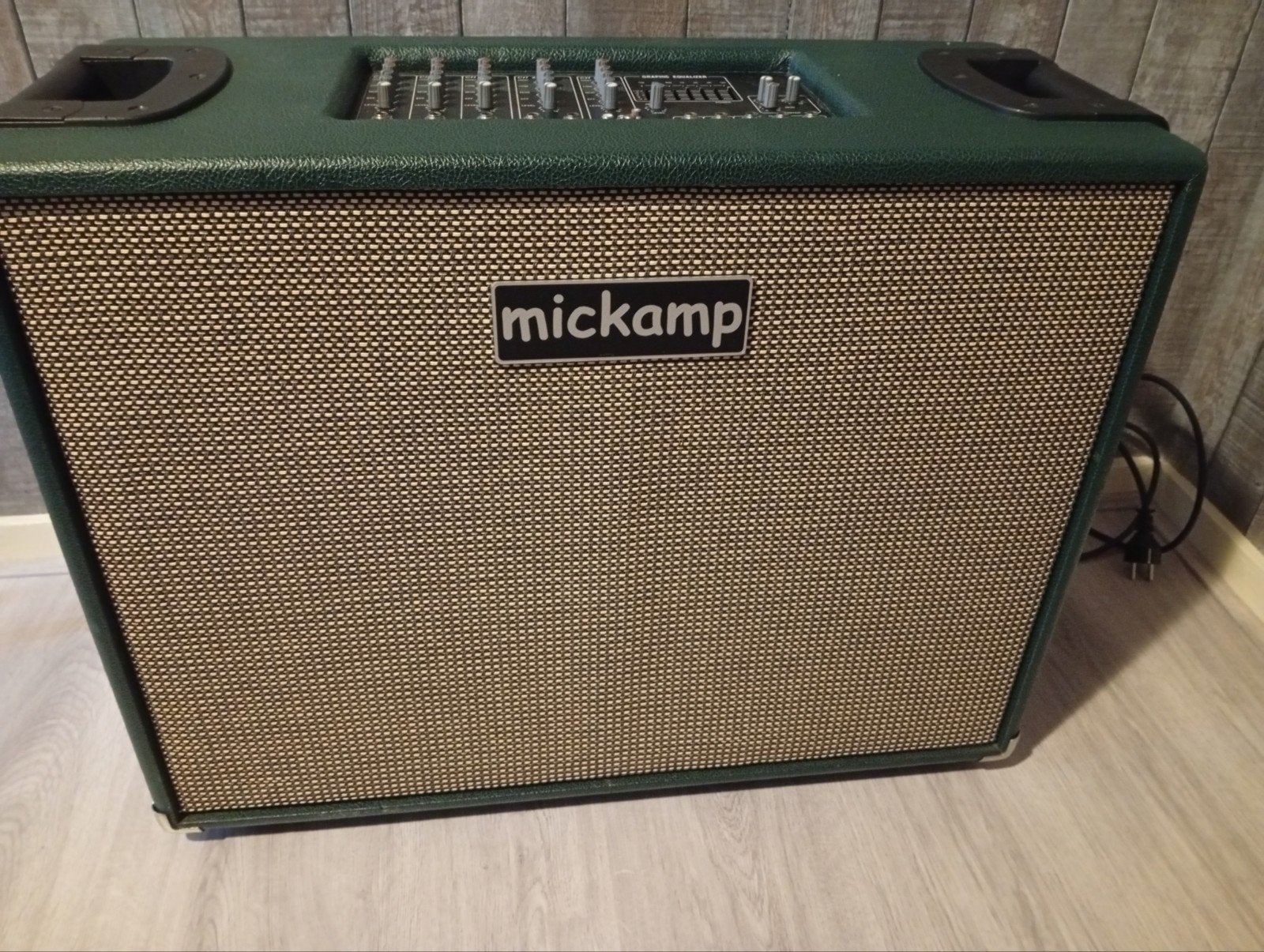 Mickamp Gitaarversterker met Mixer en EQ, Ophalen, Gebruikt, 5 tot 10 kanalen, Microfooningang