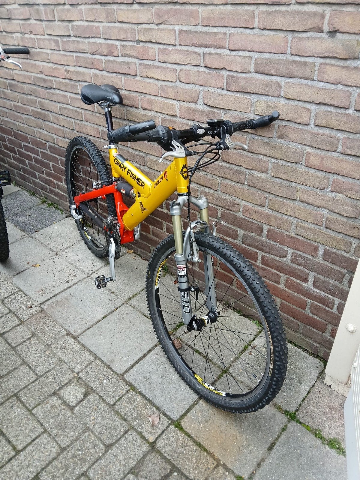 Foto 7 van 26" Gary Fisher Fully Mountainbike in Nette Staat