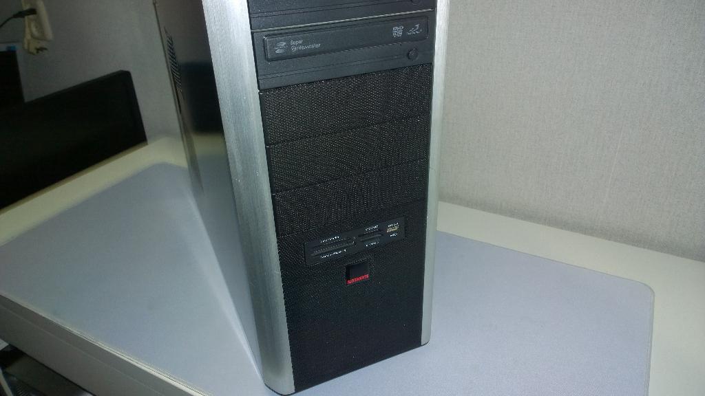 Retro Alternate Game PC 2008, Intel E8400, 8800GT, Vista sp2, Ophalen, Alternate