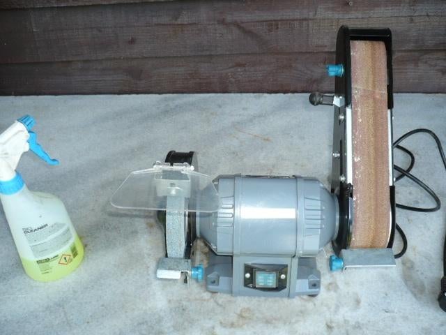 bandschuurmachine klein, Ophalen, Zo goed als nieuw, 600 tot 1200 watt, Bandschuurmachine