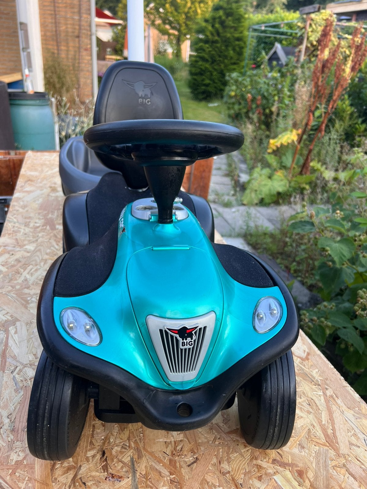 BIG Bobby Car Neo met Duwstang en Aanhanger, Ophalen, Zo goed als nieuw, Loopvoertuig