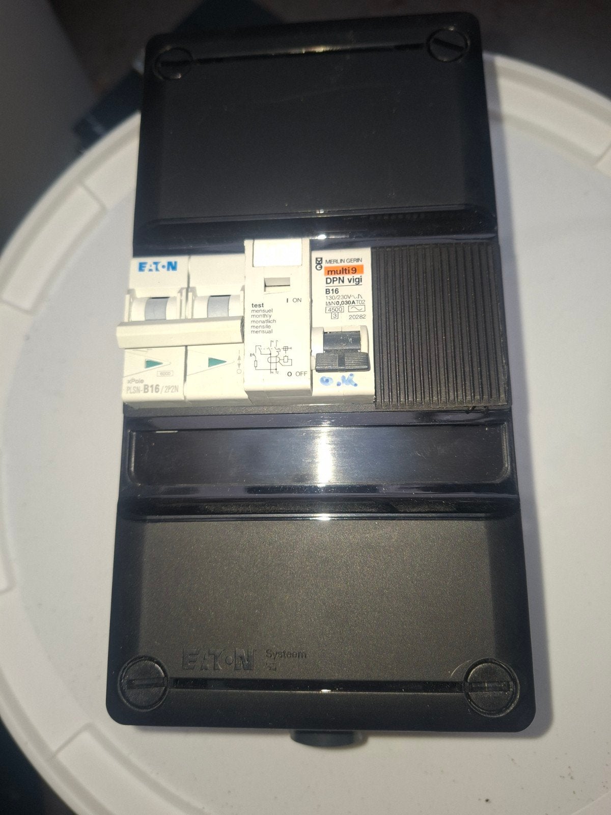 Eaton Merlin Gerin DPN vigi B16 Aardlekautomaat, Ophalen of Verzenden, Gebruikt, Eaton, Aardlekautomaat