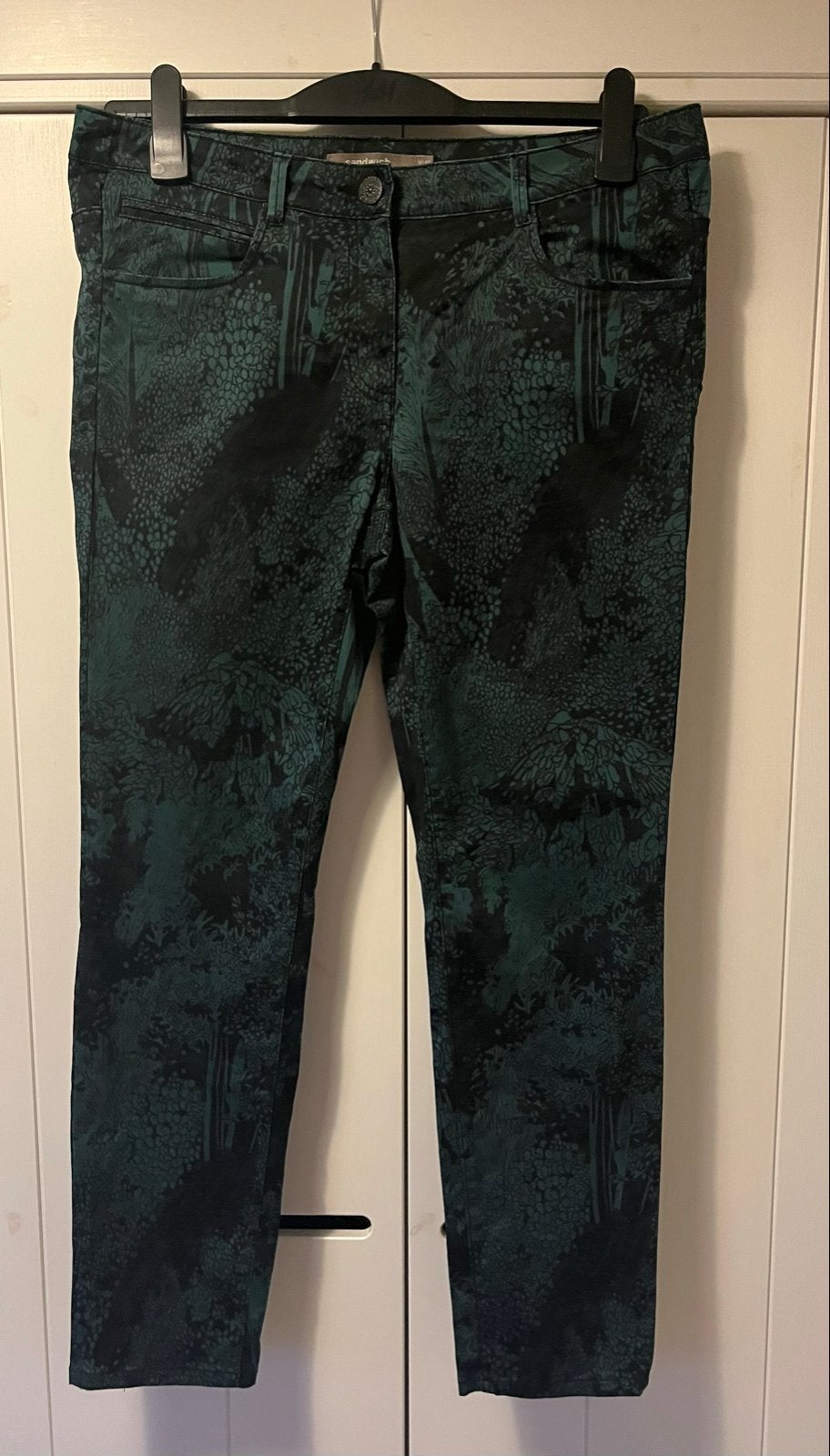 Sandwich Jeans met print - Maat 42, Maat 42/44 (L), Ophalen of Verzenden, Zo goed als nieuw, Lang