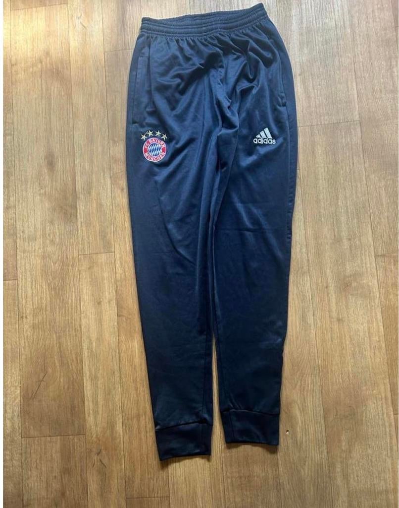 Adidas FC Bayern München broek - Maat S, Maat S, Ophalen of Verzenden, Zo goed als nieuw, Broek