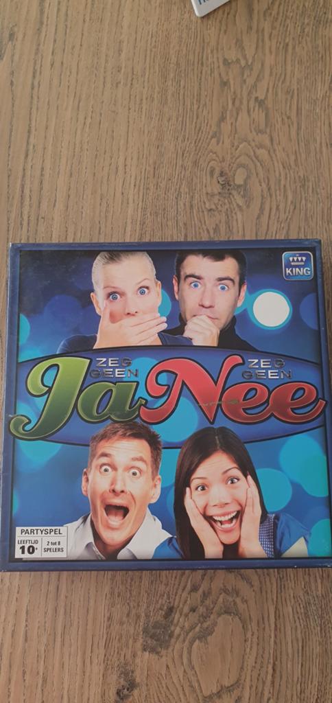 Zeg Geen Ja Zeg Geen Nee - Hilarisch Partyspel voor Iedereen, Vijf spelers of meer, Ophalen of Verzenden, Gebruikt, King