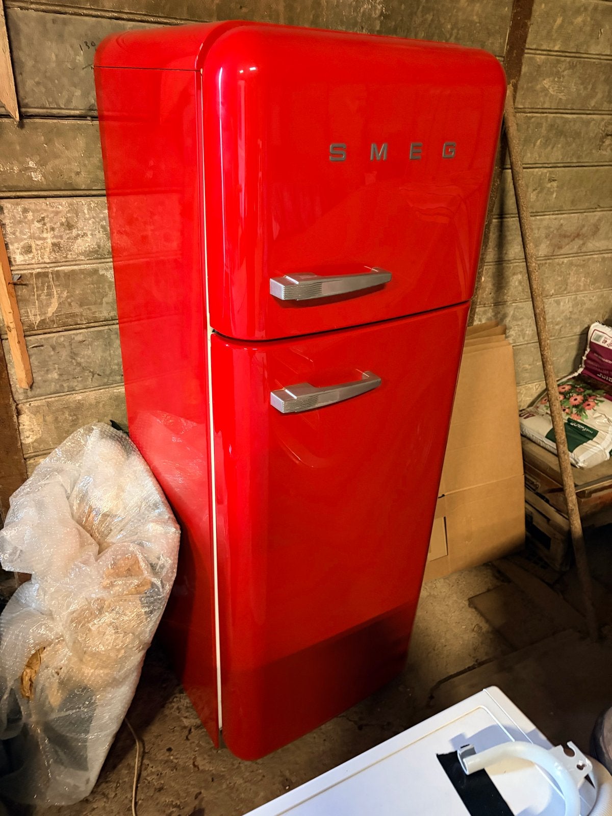 Smeg koelkast met vriesvak - Rood retro design, Ophalen, 150 tot 200 liter, Gebruikt, 140 tot 160 cm