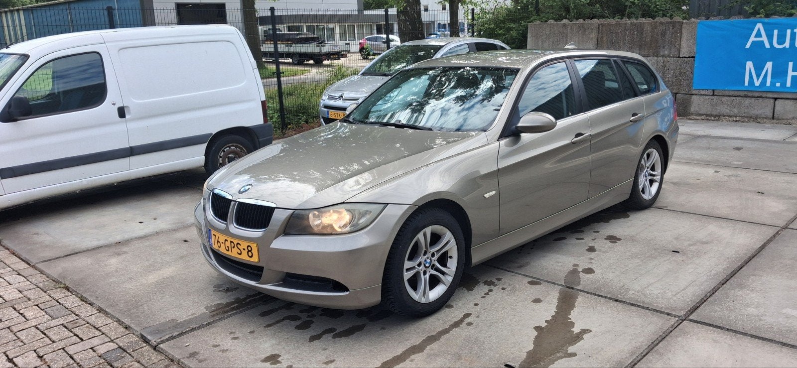 BMW 3-Serie 2.0 318 I Touring navigatie trekhaak Cruise, Auto's, BMW, Zwart, Beige, Origineel Nederlands, Handgeschakeld