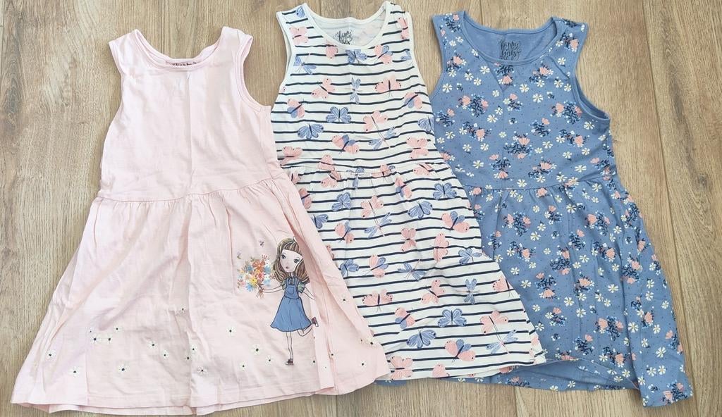 Kleding maat 116, Kinderen en Baby's, Kinderkleding | Maat 122, Ophalen of Verzenden, Zo goed als nieuw, Meisje