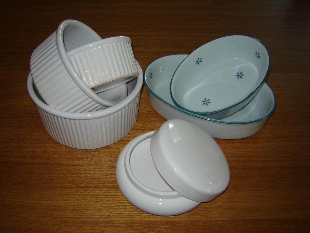 SCHAAL DIVERSEN MATEN !!, Overige materialen, Ophalen of Verzenden, Wedgwood, Schaal of Schalen