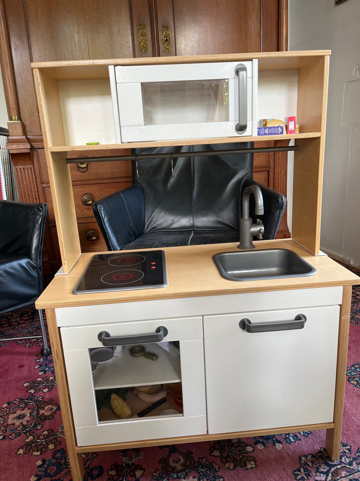 IKEA DUKTIG Speelkeuken met magnetron en kookplaat, Ophalen, Gebruikt, Knutselen