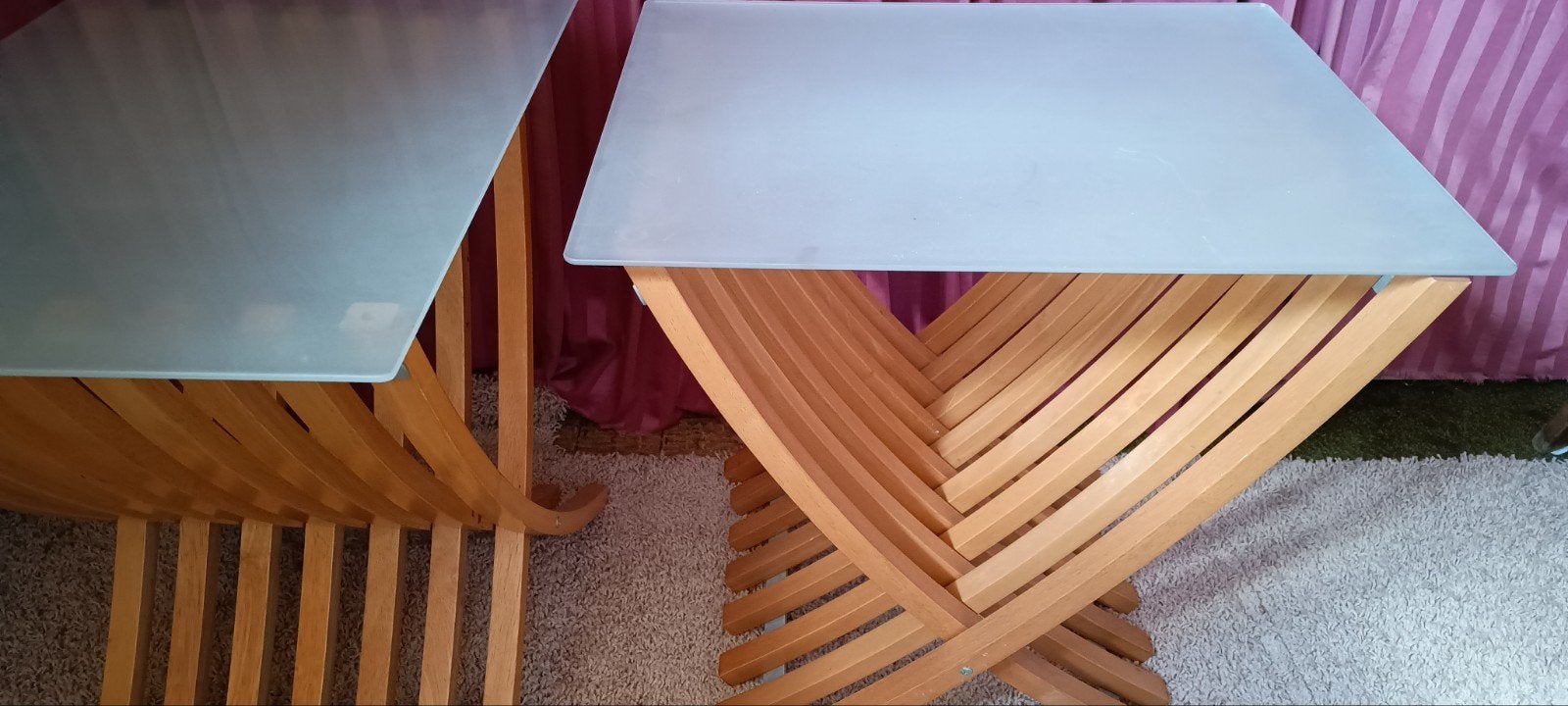 Ikea 2x bijzettafeltje of nachtkastje, Huis en Inrichting, Woonaccessoires | Spiegels, Ophalen, Minder dan 50 cm, Gebruikt, Rond