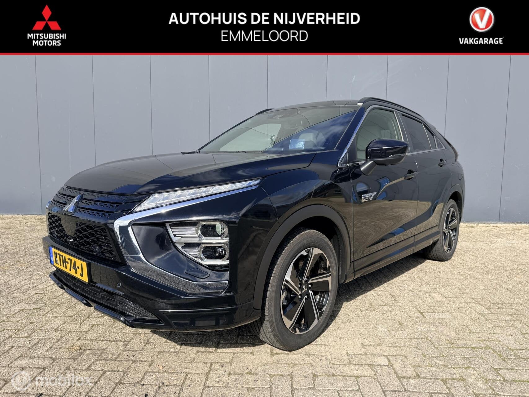 Mitsubishi Eclipse Cross 2.4 PHEV Instyle|offwhite leder|car, Euro 6, 4 cilinders, Zwart, Vierwielaandrijving
