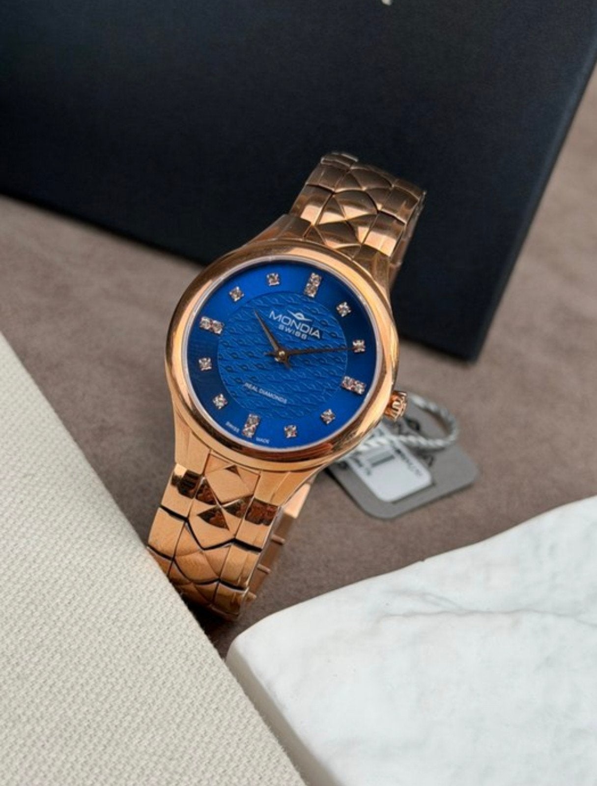 Mondia Dames horloge met echte diamanten in de wijzerplaat!, Overige merken, Polshorloge, Ophalen of Verzenden, Goud