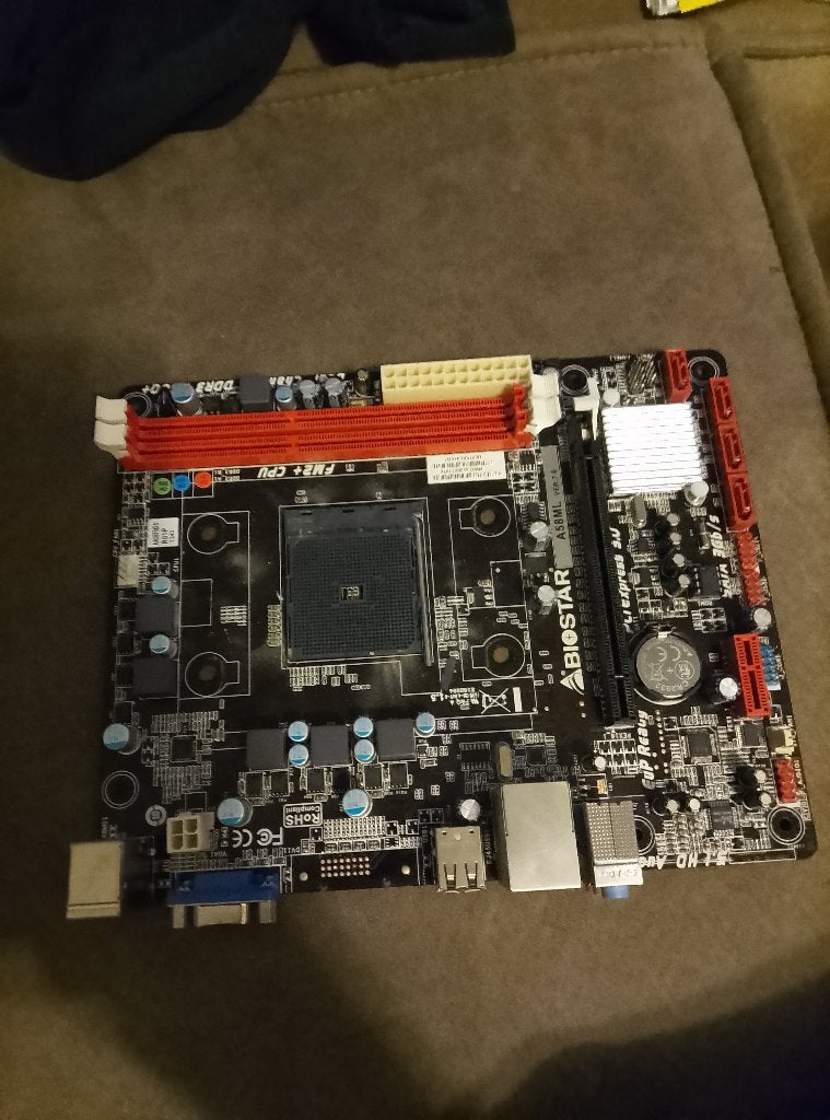 BIOSTAR A58ML, DDR3, Ophalen of Verzenden, Zo goed als nieuw, Micro-ATX