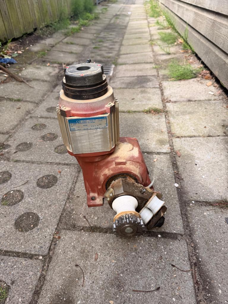 Elektrische spoel met tandwiel traplift of andere doel, Ophalen of Verzenden