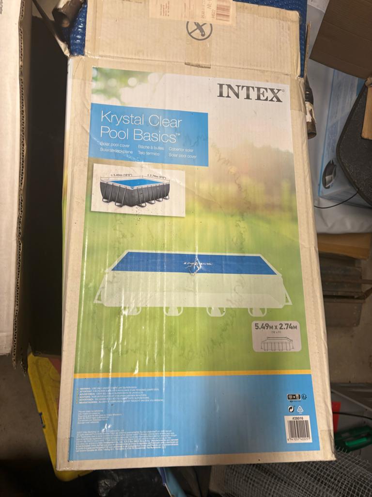 Intex Zwembad 5.49x2.74m met Zoutwatersysteem & Robot, Ophalen, 200 tot 300 cm, 80 tot 120 cm, Zo goed als nieuw
