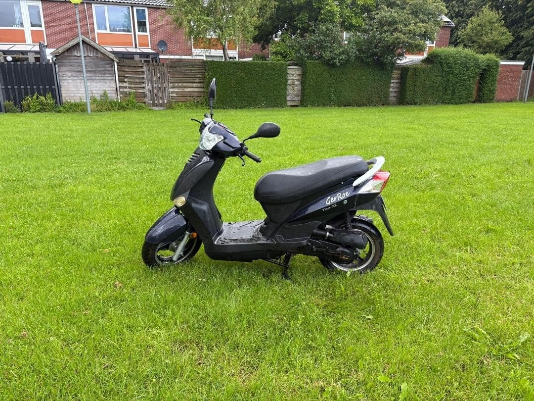 Scooter te koop voor onderdelen of opknapper, Overige merken, Gebruikt, Ophalen of Verzenden, Benzine