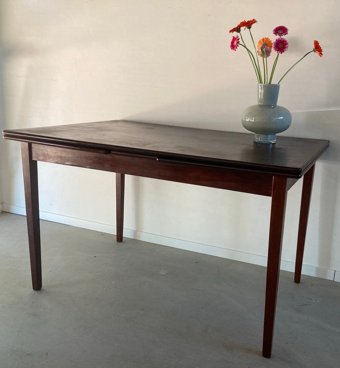 Foto 2 van Midcentury vintage teak palissander eettafel uitschuifbaar