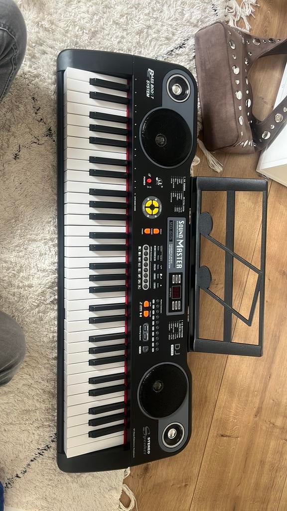 Electeonic keyboard sound master 61 toetsen, Muziek en Instrumenten, Ophalen, Zo goed als nieuw, 61 toetsen, Overige merken