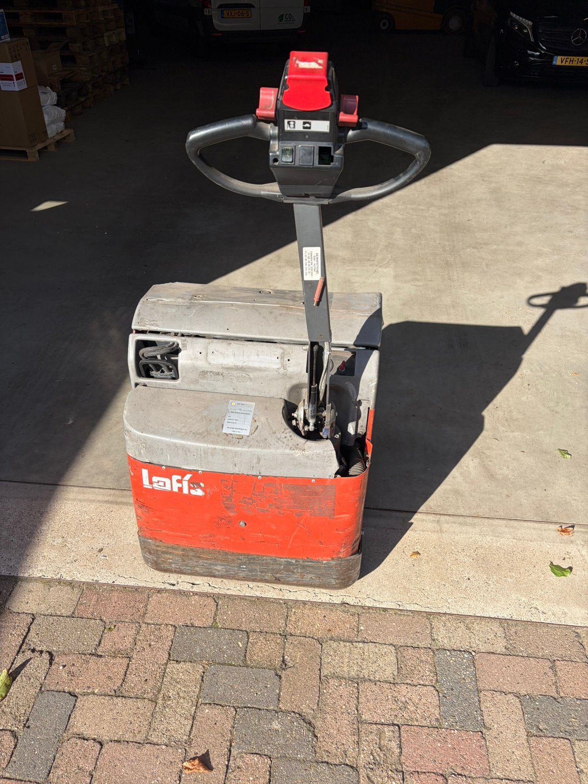 Lafis elektrische pompwagen, Ophalen, Zo goed als nieuw