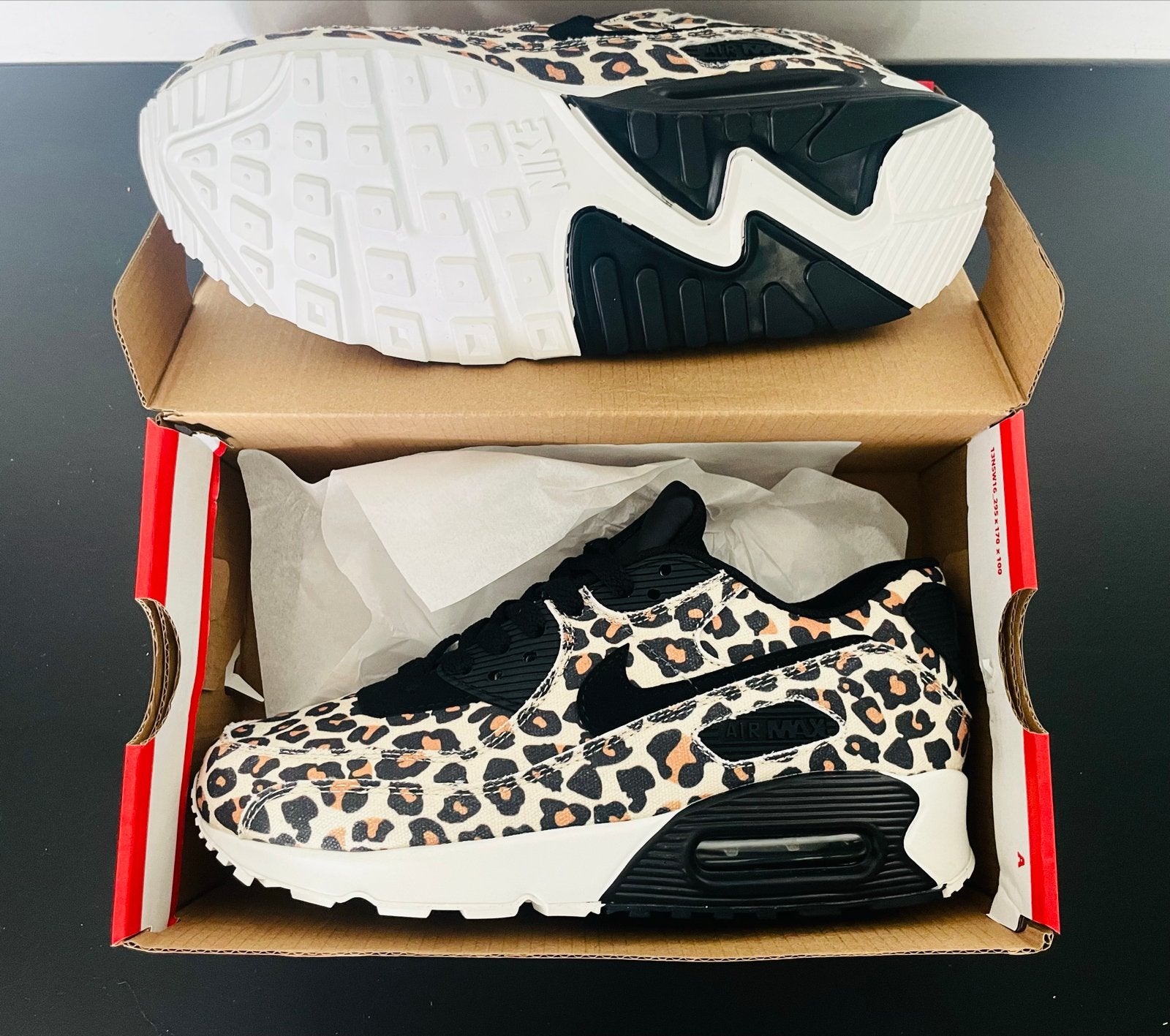 Nike Air Max 90 Animal ID Leopard dames / kids, Ophalen of Verzenden, Nieuw, Bruin, Sneakers of Gympen