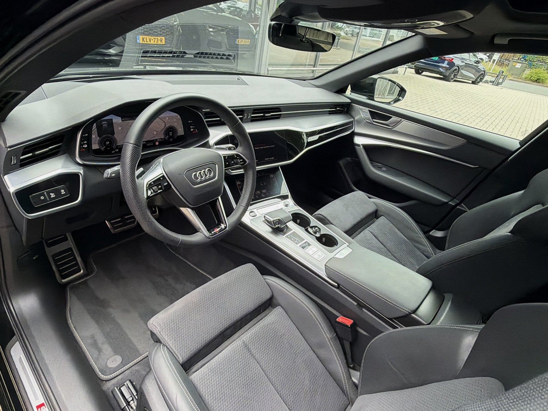 Audi A6 Avant 55 TFSI-e 367PK QUATTRO COMPETITION *!* 2x S-L, Automaat, Gebruikt, Euro 6, 4 cilinders