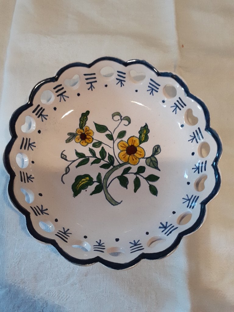 Makkum schaaltje aardewerk gele bloem *eureka*, Ophalen of Verzenden