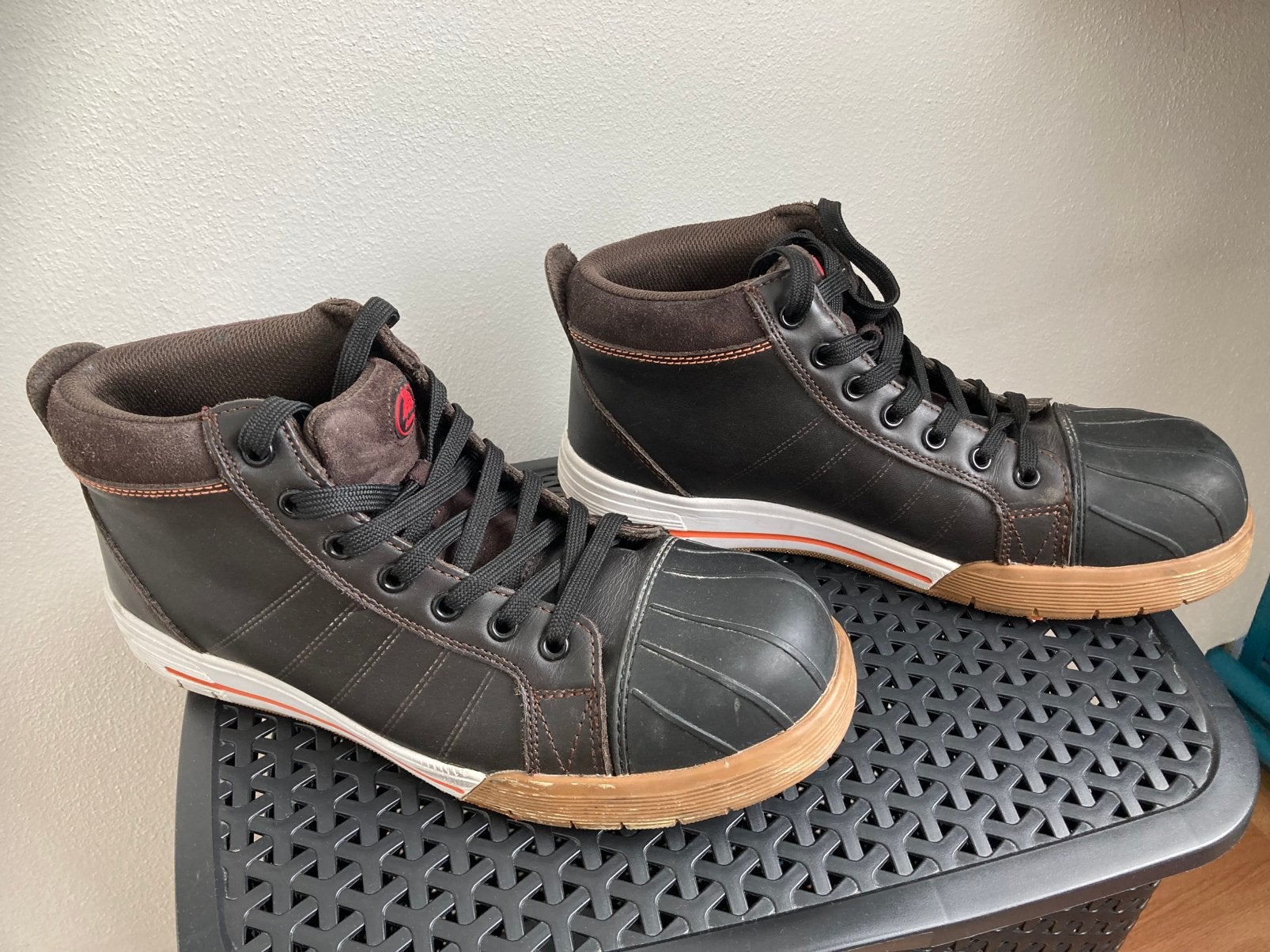 Bata werk/veiligheidsschoenen maat 43, Ophalen of Verzenden, Zo goed als nieuw, Zwart, Werkschoenen