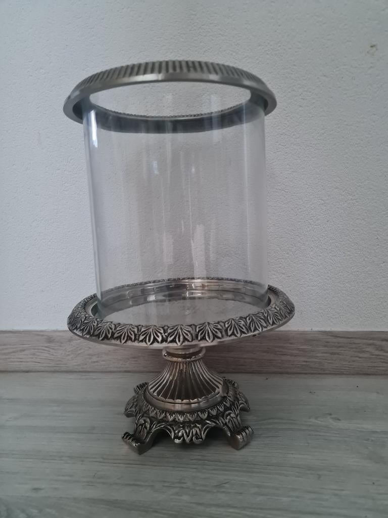 Windlicht met zilverkleurige voet en rand, Ophalen