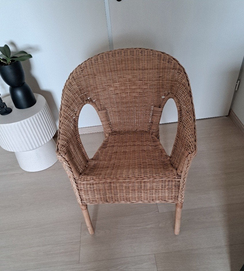 Rieten AGEN Rotan Stoeltje van Ikea, Ophalen, Bruin, Riet of Rotan, Zo goed als nieuw