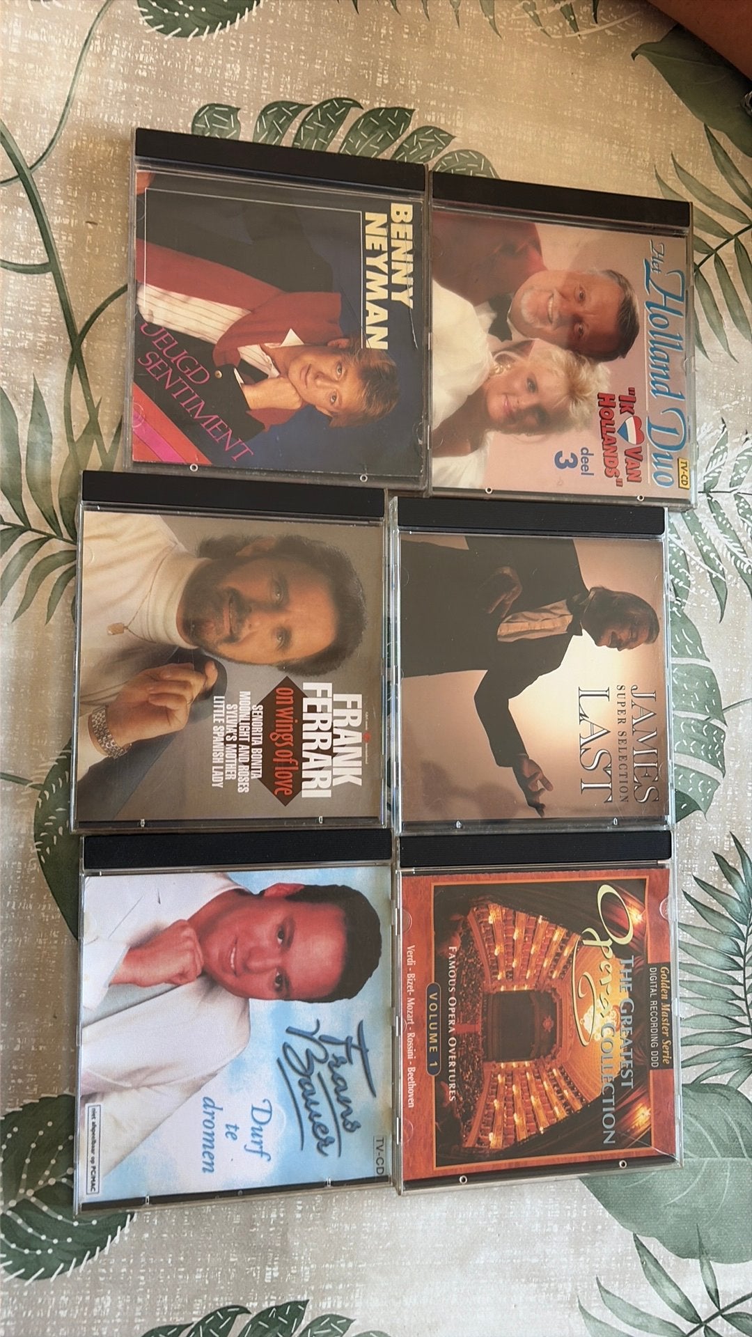 Cd te koop, Ophalen, Zo goed als nieuw